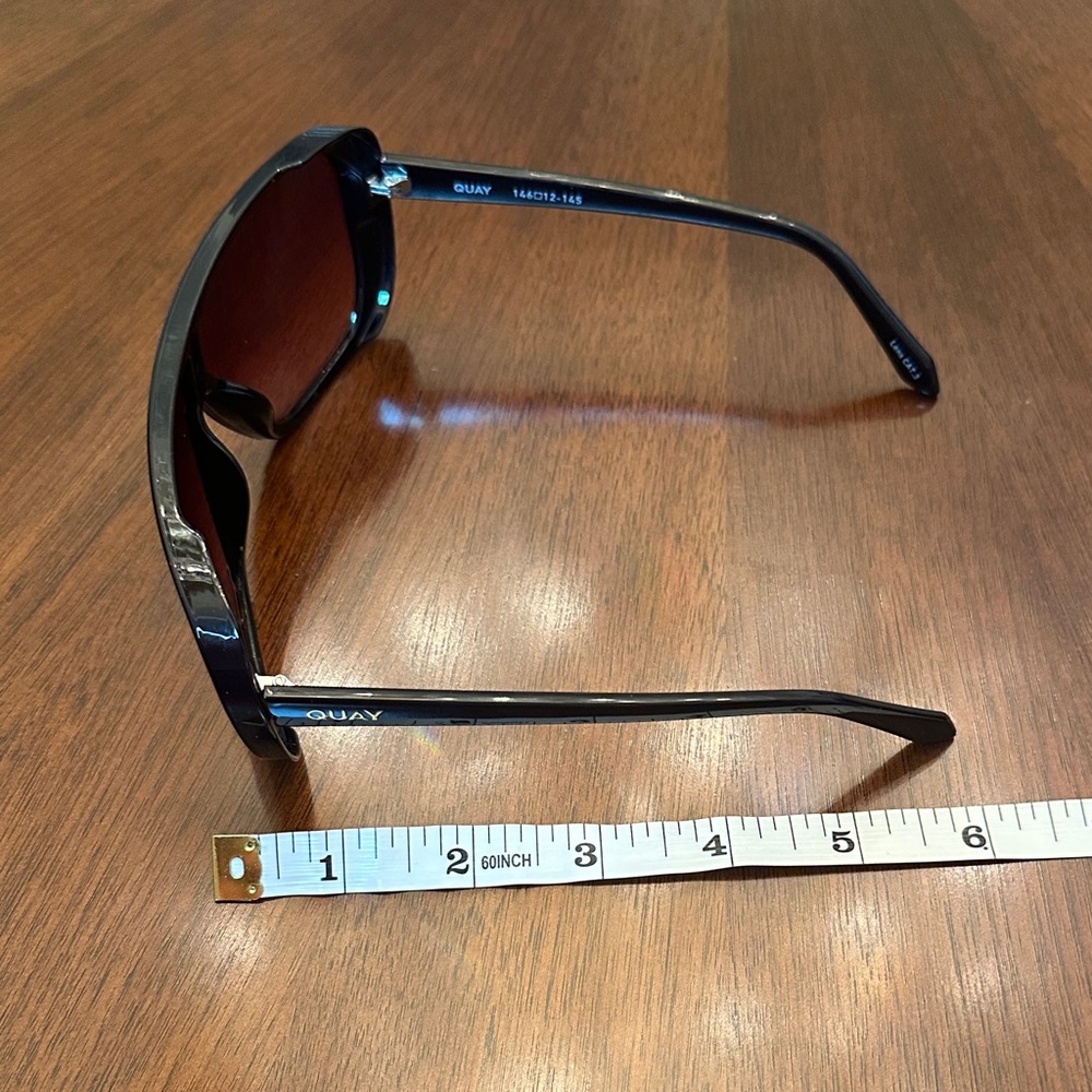 Aviator-Style Brown Gradient Sunglasses – Black Frame - Picture 3 of 7